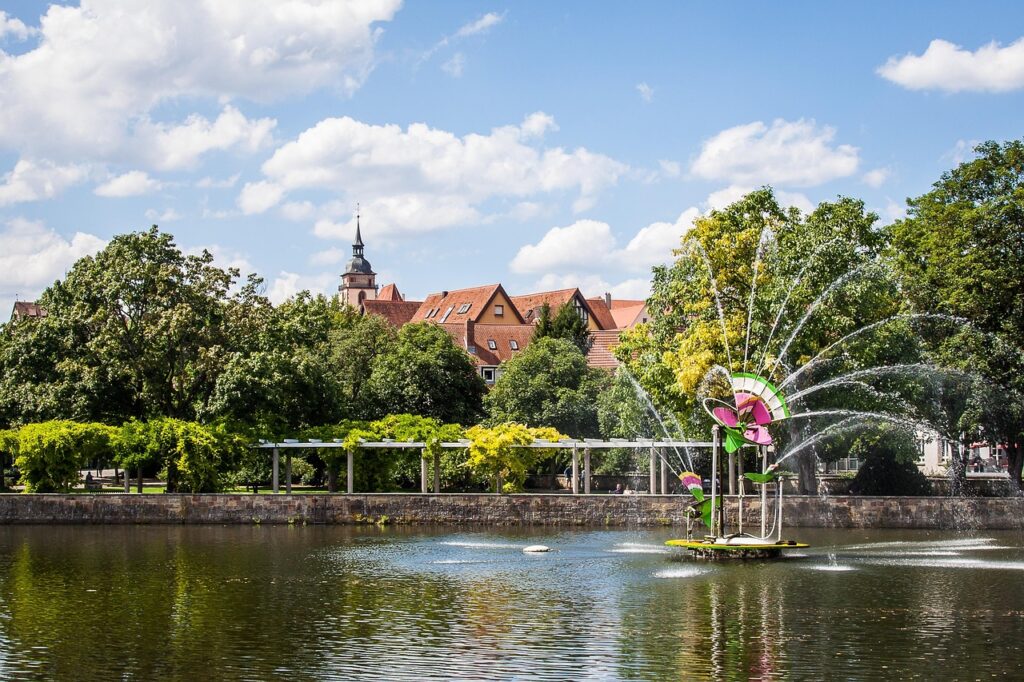 Bild zeigt einen See in Bietigheim im Rahmen des Umzugsunternehmen in Bietigheim-Bissingen